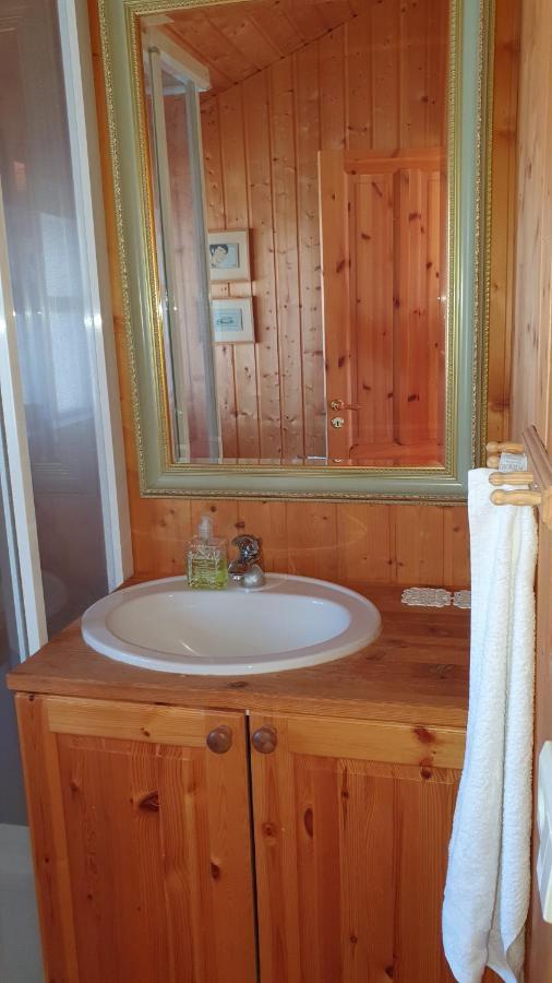 אקורירי Summerhouse Vaglaskogur מראה חיצוני תמונה