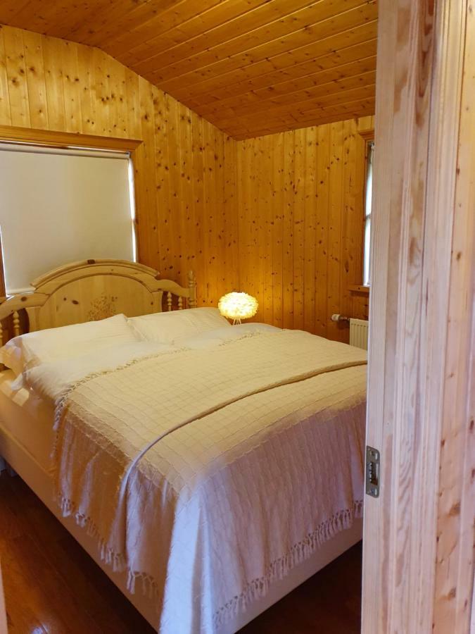 אקורירי Summerhouse Vaglaskogur מראה חיצוני תמונה